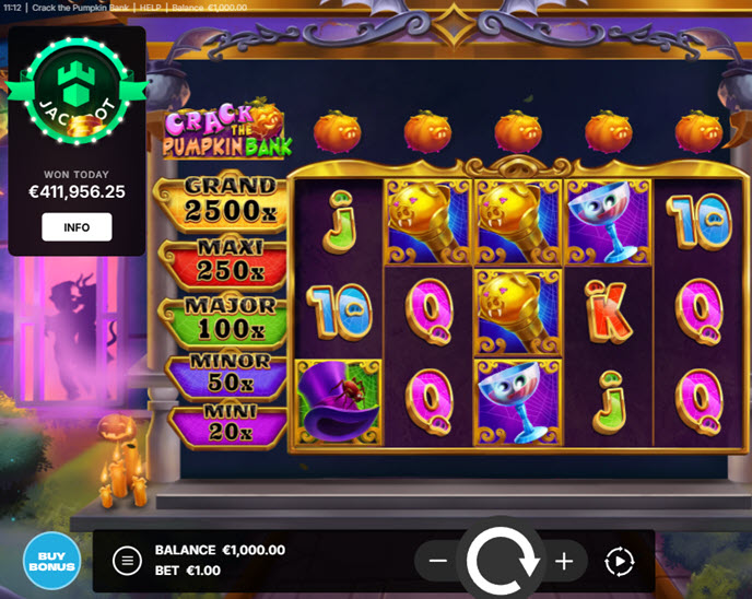 crack the pumpkin bank