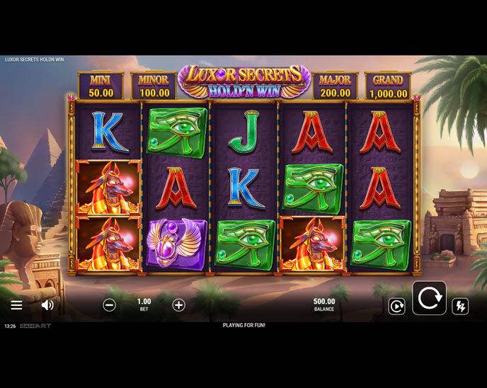 luxor secrets hold’n win